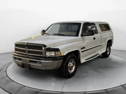 Used 2001 Dodge Ram 2500 Truck 2WD Quad Cab image 1