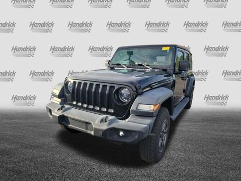 Used 2020 Jeep Wrangler Unlimited Sport AWD/4WD image 4