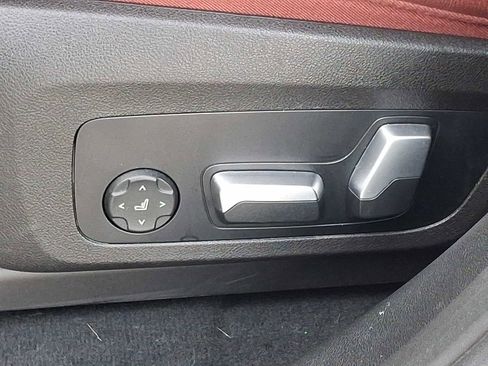 Used 2023 BMW X4 xDrive30i w/ M Sport Package image 29