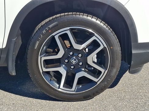 Used 2023 Honda Passport Elite image 8