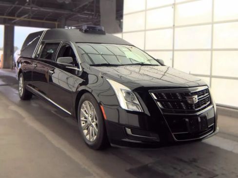 Used 2016 Cadillac XTS FWD image 6