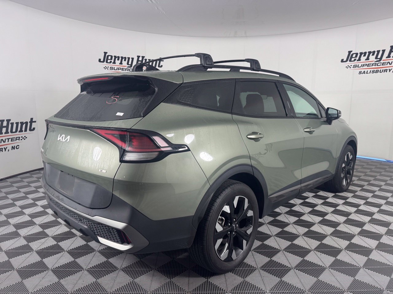 Used 2024 Kia Sportage X-Line w/ X-Line Premium Package AWD/4WD image 7