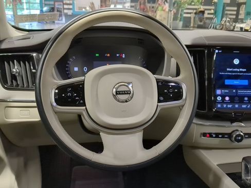 Used 2024 Volvo XC60 B5 Plus w/ Protection Package Premier AWD/4WD image 2
