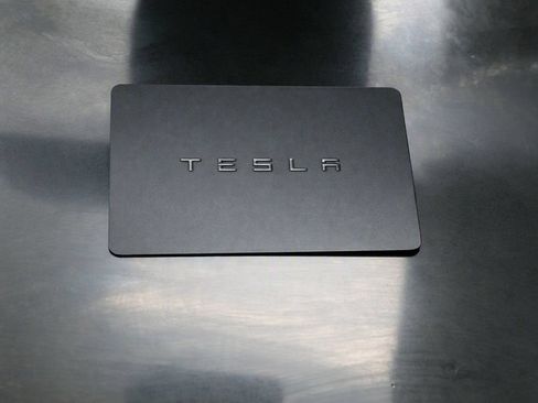 Used 2023 Tesla Model 3 Standard Range RWD image 35