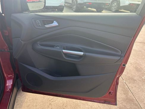 Used 2014 Ford Escape SE image 15