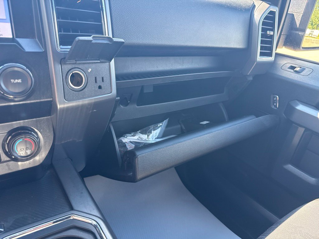 Used 2019 Ford F150 XLT w/ Equipment Group 302A Luxury AWD/4WD image 25