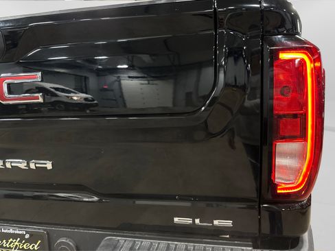 Used 2024 GMC Sierra 2500 SLE w/ SLE Convenience Package image 47