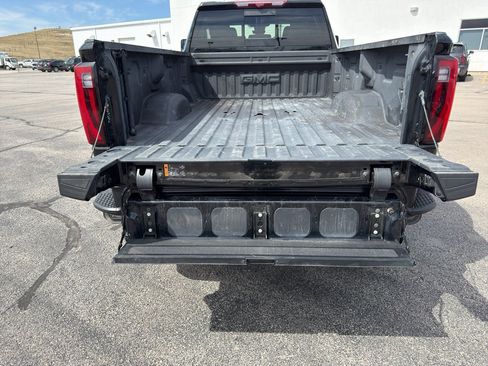 Certified 2025 GMC Sierra 3500 Denali w/ Denali Reserve Package AWD/4WD image 27