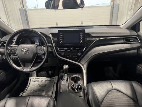 Used 2024 Toyota Camry SE FWD image 17