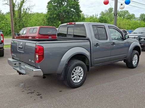 Used 2019 Nissan Frontier SV AWD/4WD image 11