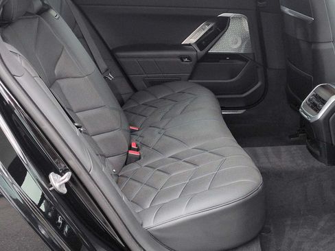 Used 2023 BMW 760i xDrive AWD/4WD image 22