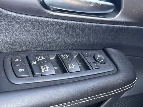 New 2026 Chrysler Pacifica Select FWD image 19