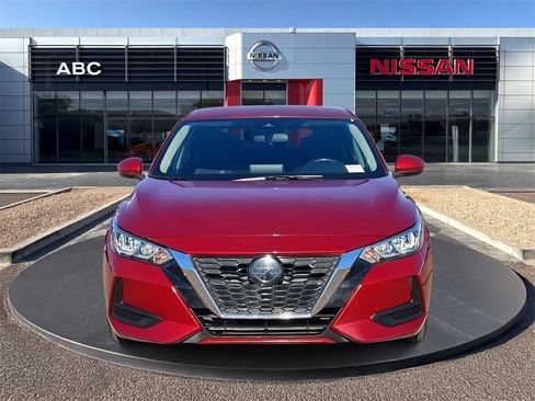 Used 2022 Nissan Sentra SV w/ Trunk Package image 2