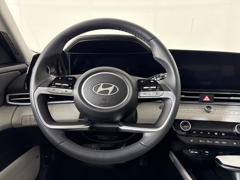 New 2026 Hyundai Elantra Limited image 20