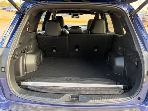 Used 2025 Subaru Forester Sport AWD/4WD image 18