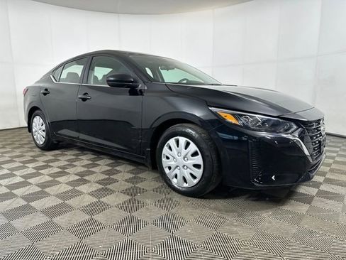 Used 2024 Nissan Sentra S image 2