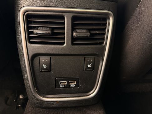 Used 2016 Dodge Charger R/T Scat Pack w/ Beats Audio Group RWD image 11