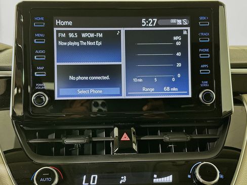 Used 2020 Toyota Corolla LE FWD image 23