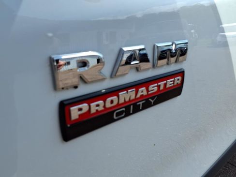 Used 2022 RAM ProMaster City Tradesman image 2