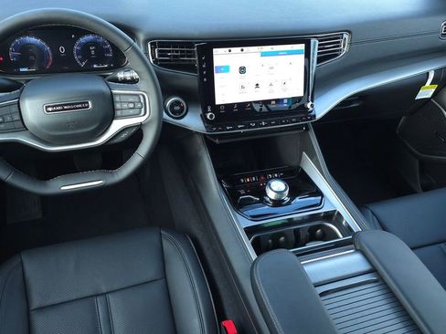 New 2026 Jeep Grand Wagoneer Limited AWD/4WD image 29