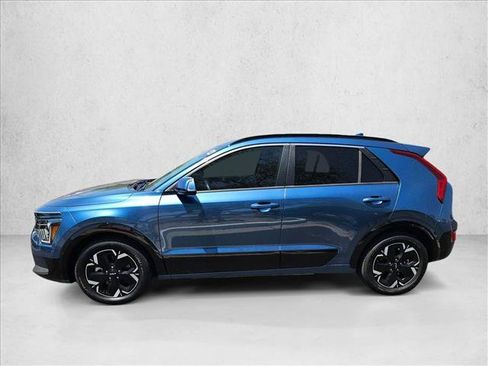 Used 2023 Kia Niro Wind FWD image 10