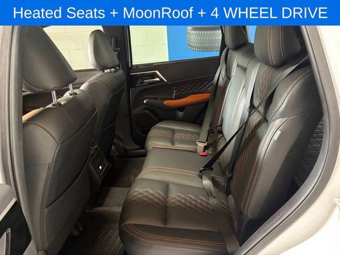 Used 2022 Mitsubishi Outlander SEL AWD/4WD image 16