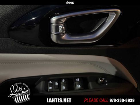 New 2026 Jeep Compass Limited image 30