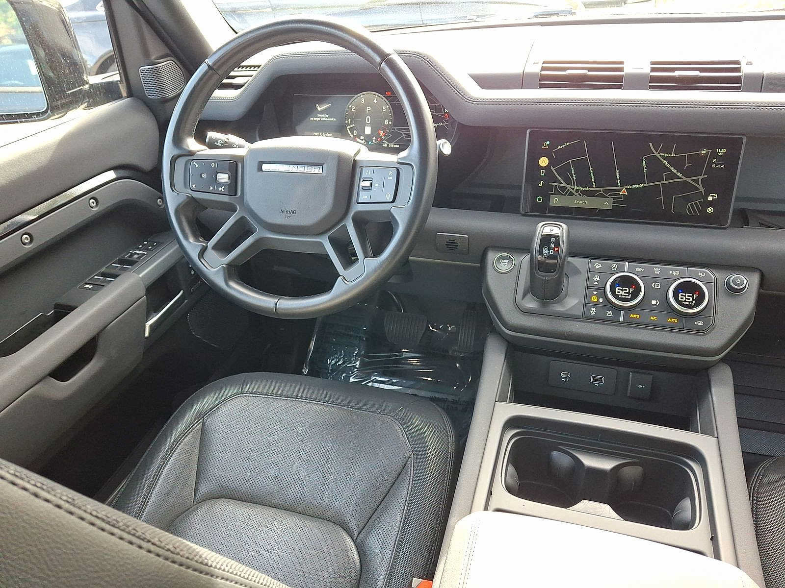 Used 2023 Land Rover Defender 110 X-Dynamic SE AWD/4WD image 15