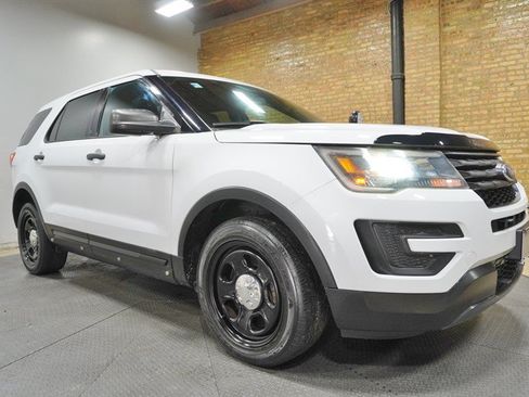Used 2017 Ford Explorer 4WD Police Interceptor image 6