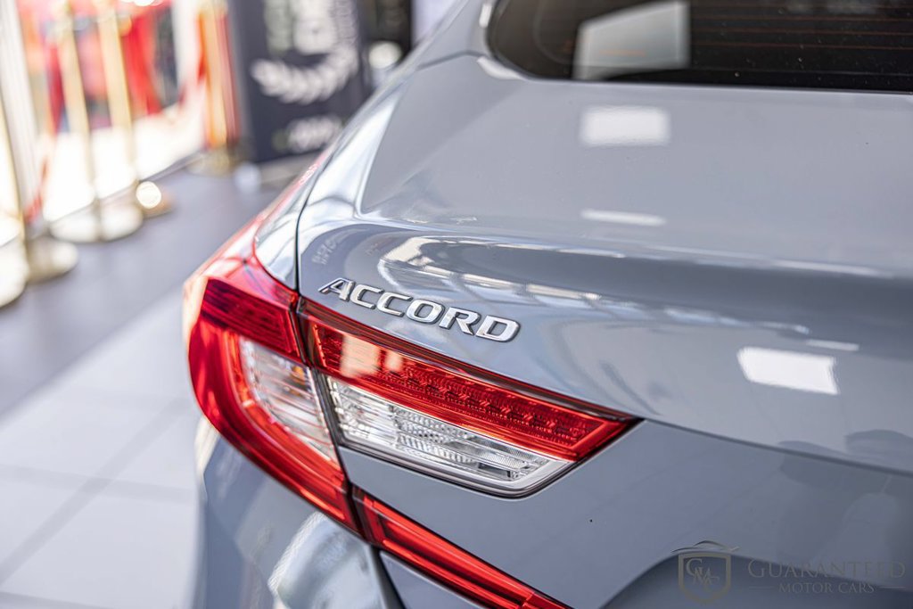 Used 2021 Honda Accord Touring image 13