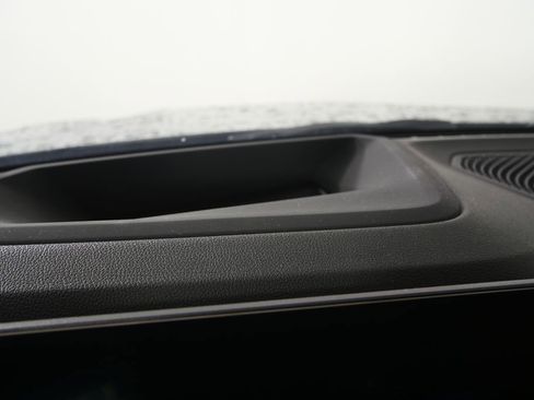 Certified 2025 BMW 330i Sedan image 24