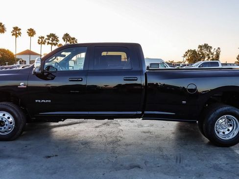 New 2026 RAM 3500 Laramie w/ Sport Appearance Package AWD/4WD image 14