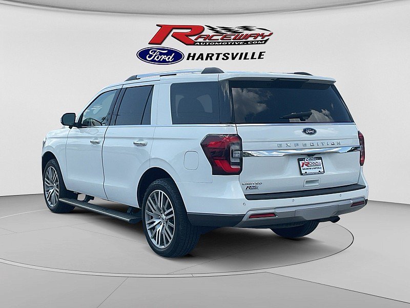 Used 2022 Ford Expedition Limited AWD/4WD image 3
