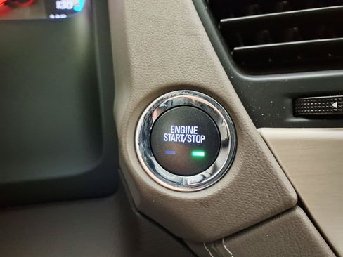 Used 2017 GMC Yukon XL Denali AWD/4WD image 23