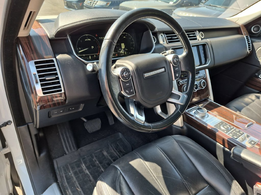 Used 2016 Land Rover Range Rover HSE AWD/4WD image 13