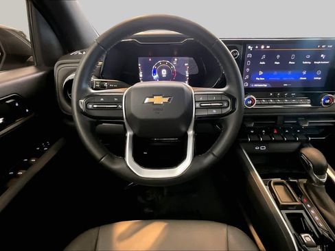 Used 2023 Chevrolet Colorado LT w/ LT Convenience Package RWD image 6