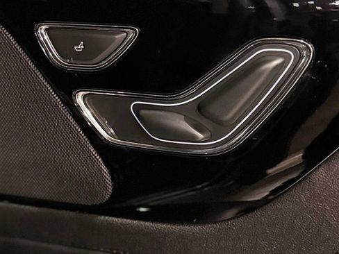 Used 2023 Lincoln Aviator 2WD w/ Premium Package image 52