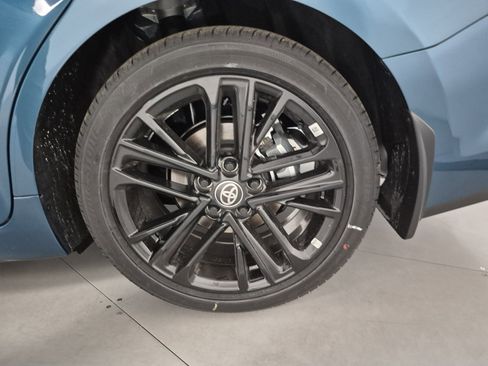 New 2026 Toyota Camry Hybrid image 11