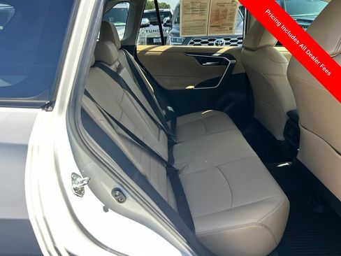Used 2025 Toyota RAV4 XLE Premium FWD image 21