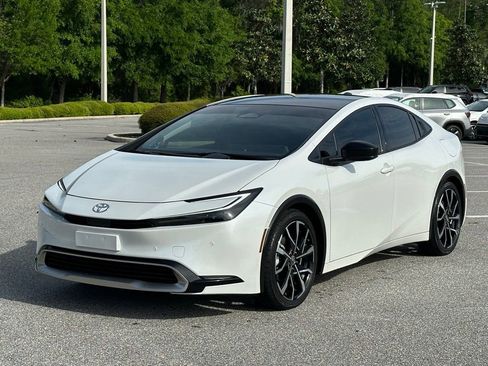 Used 2026 Toyota Prius Plug-In Hybrid w/ Limited Premium Package image 1