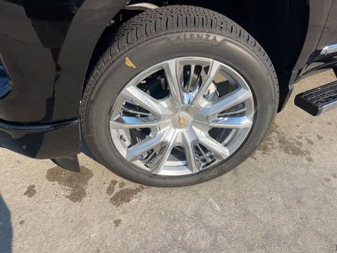 New 2026 Chevrolet Silverado 1500 High Country AWD/4WD image 45