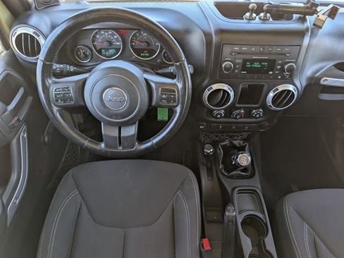 Used 2013 Jeep Wrangler Rubicon w/ Connectivity Group AWD/4WD image 20