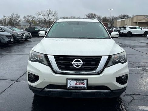 Used 2018 Nissan Pathfinder SL w/ SL Premium Package AWD/4WD image 2
