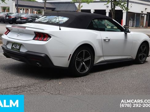 Used 2025 Ford Mustang Premium RWD image 6