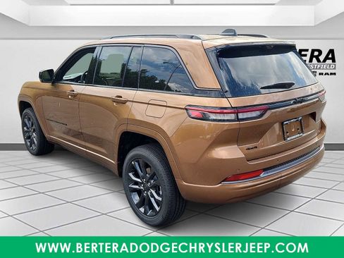 New 2026 Jeep Grand Cherokee Limited AWD/4WD image 3