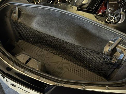 Used 2024 Chevrolet Corvette Stingray Premium Cpe w/ Z51 Performance Package RWD image 34