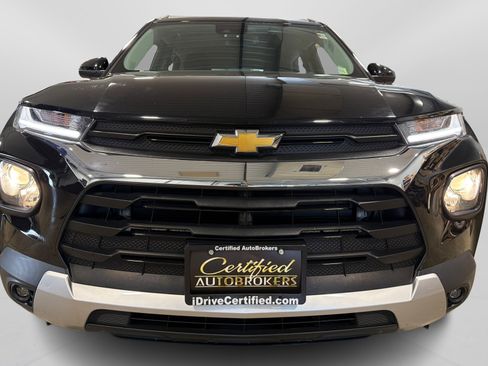 Used 2021 Chevrolet TrailBlazer LT w/ Convenience Package FWD image 10