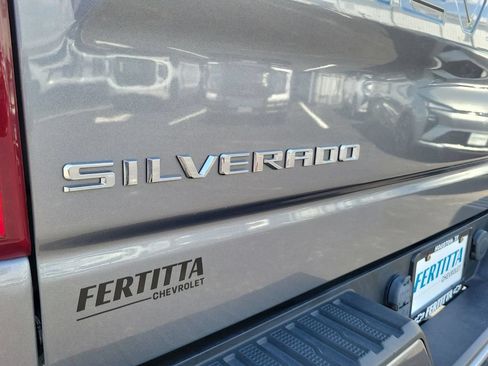 Used 2020 Chevrolet Silverado 1500 Custom w/ Custom Value Package RWD image 28