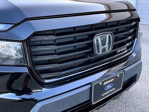 Used 2021 Honda Ridgeline Sport image 30