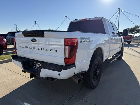 Used 2021 Ford F250 Lariat image 3